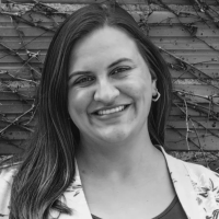 Meghan Kern, tLMHC